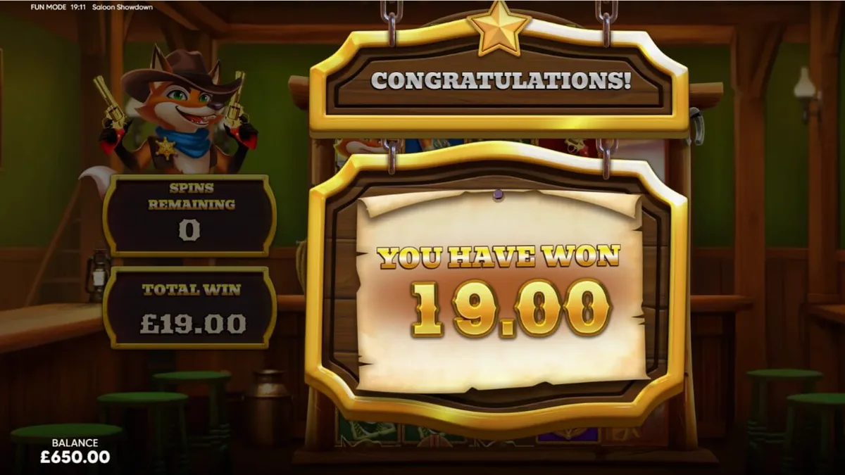 Tampilan visual slot Saloon Showdown 10,000x dengan tema koboi kartun